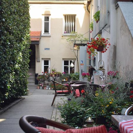 Akzent Hotel Goldner Hirsch Kamenz Buitenkant foto